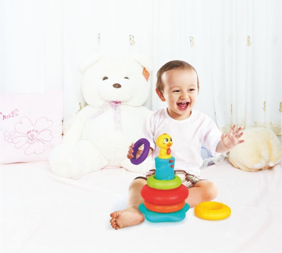 Momki - Jucarie Ratusca-curcubeu, cu lumini si sunete -